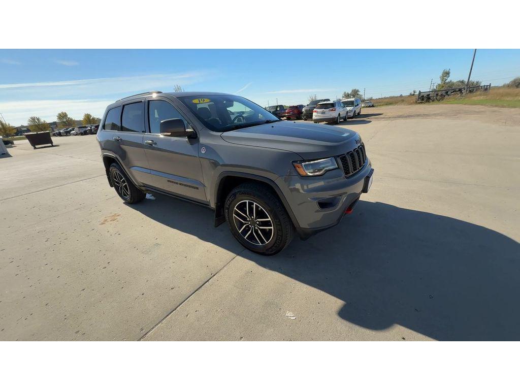 used 2019 Jeep Grand Cherokee car, priced at $21,491
