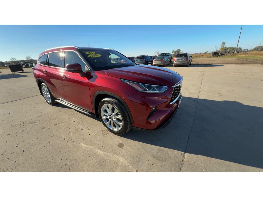 used 2024 Toyota Highlander car, priced at $43,795