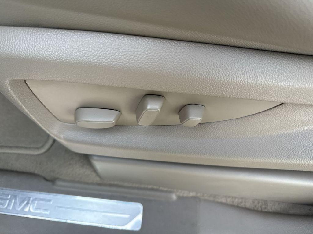 used 2019 GMC Yukon car, priced at $29,341