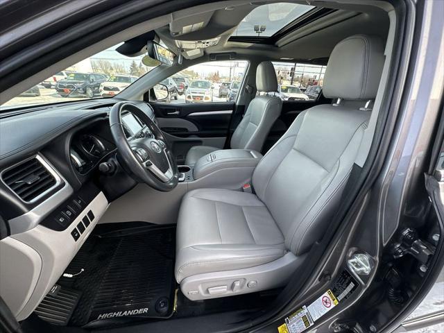 used 2019 Toyota Highlander car, priced at $29,699