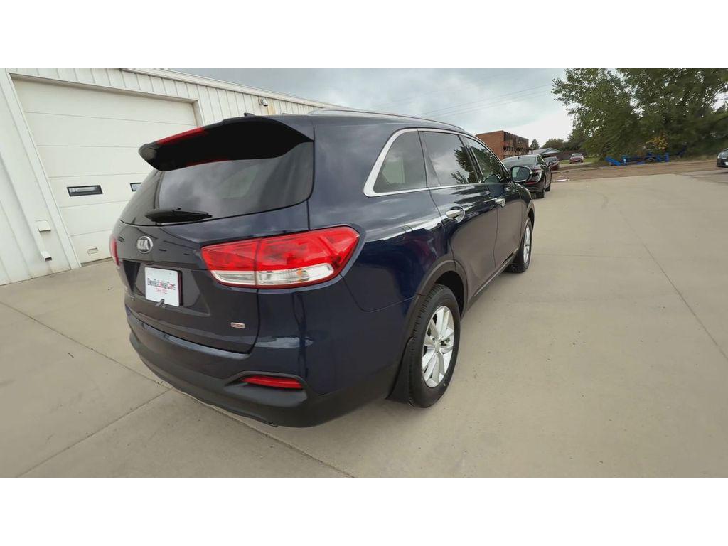 used 2016 Kia Sorento car, priced at $8,492