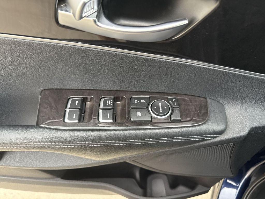 used 2016 Kia Sorento car, priced at $8,492