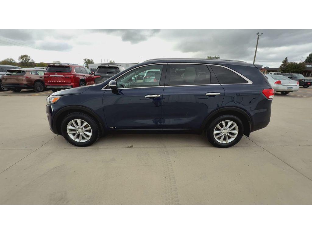used 2016 Kia Sorento car, priced at $8,492
