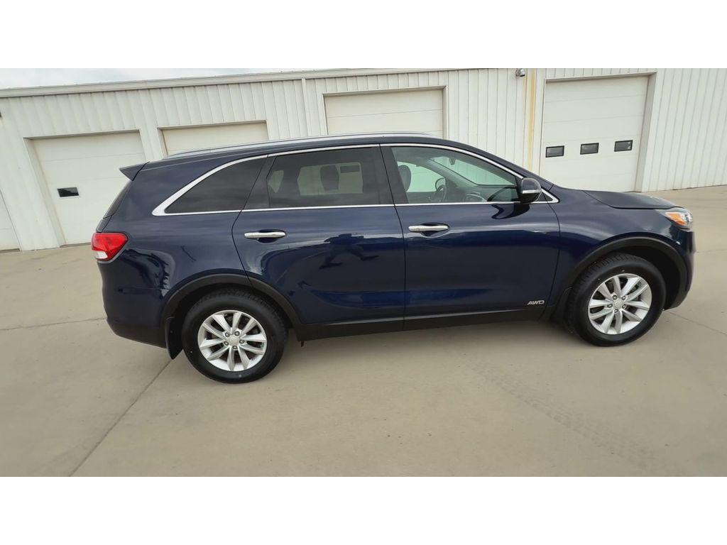 used 2016 Kia Sorento car, priced at $8,492