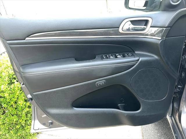 used 2014 Jeep Grand Cherokee car, priced at $14,988