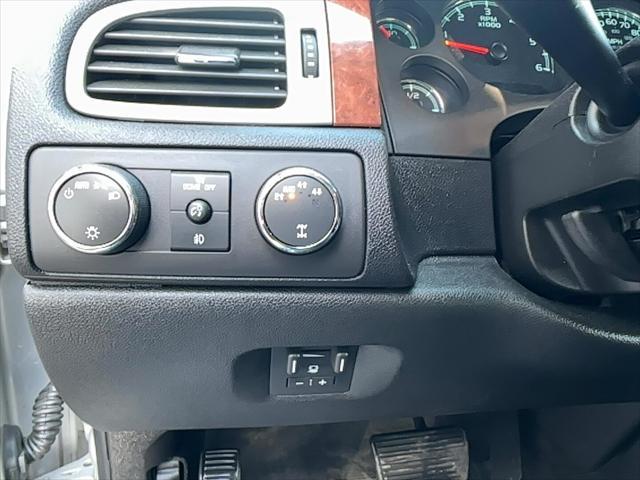used 2010 Chevrolet Avalanche car, priced at $18,988
