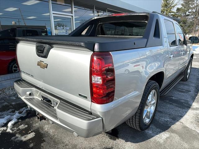 used 2010 Chevrolet Avalanche car, priced at $18,988