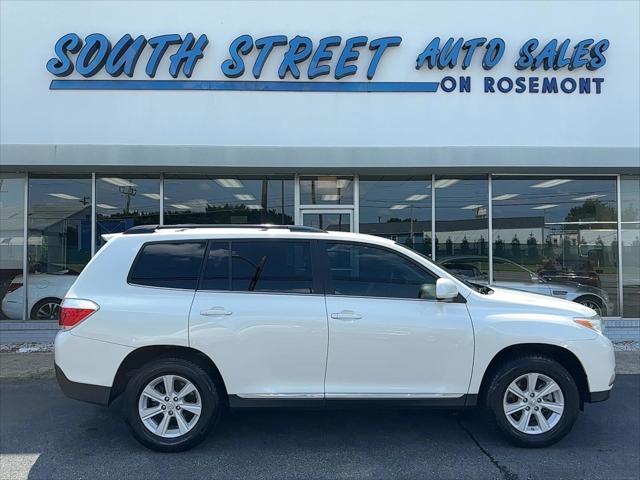used 2013 Toyota Highlander car, priced at $12,985