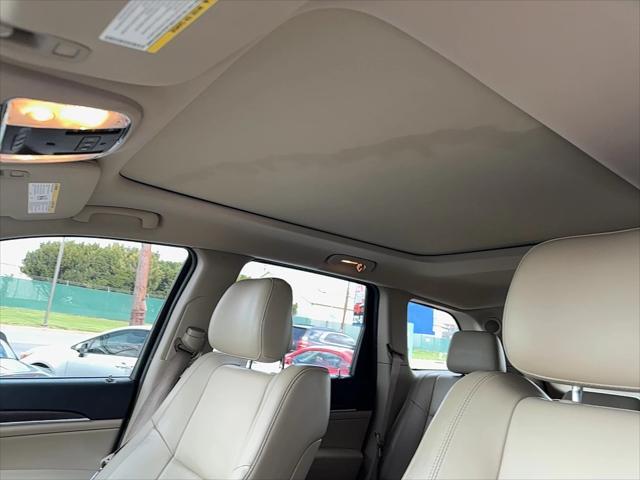 used 2015 Jeep Grand Cherokee car, priced at $16,885
