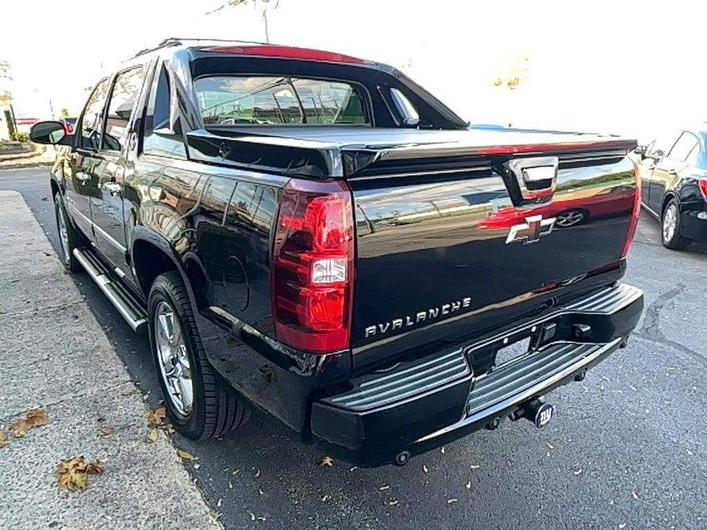 used 2013 Chevrolet Avalanche car, priced at $20,985