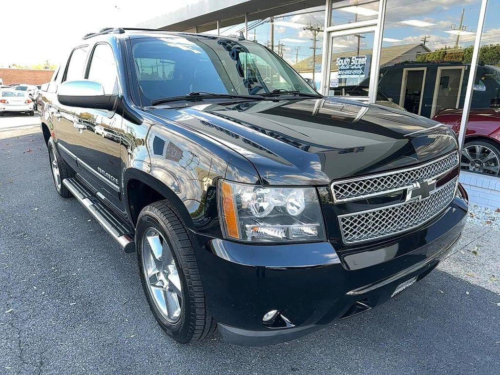 used 2013 Chevrolet Avalanche car, priced at $20,985