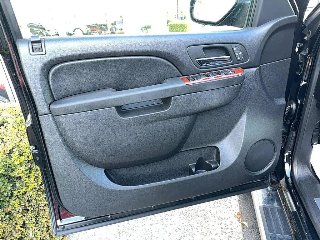 used 2013 Chevrolet Avalanche car, priced at $20,985