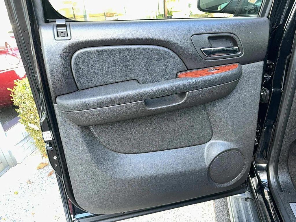 used 2013 Chevrolet Avalanche car, priced at $20,985