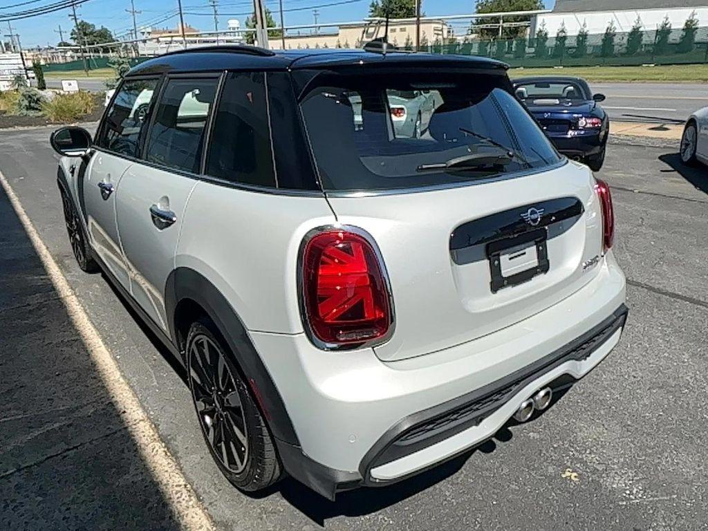 used 2022 MINI Hardtop car, priced at $26,885