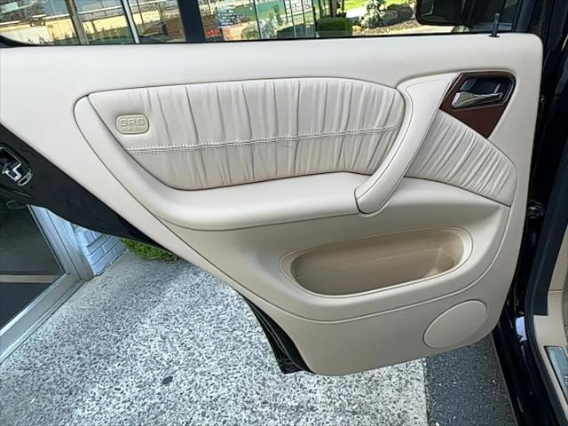 used 2004 Mercedes-Benz M-Class car, priced at $11,788