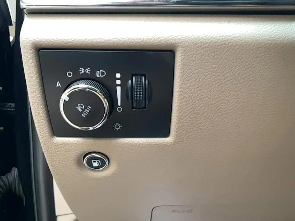 used 2018 Jeep Grand Cherokee car, priced at $15,885