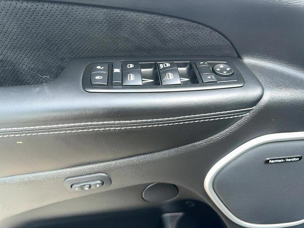 used 2015 Jeep Grand Cherokee car, priced at $32,885