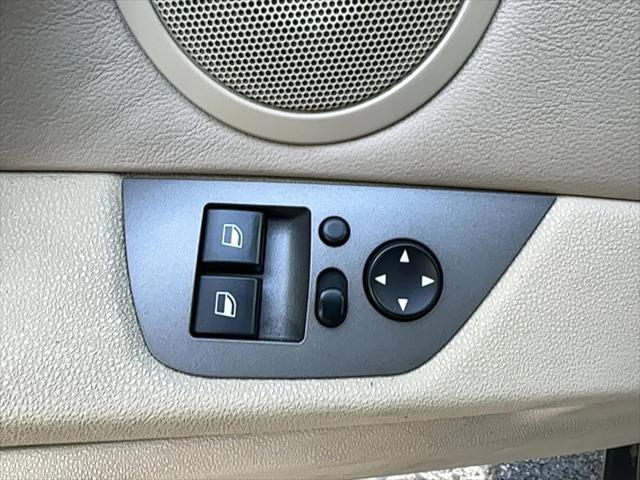 used 2004 BMW Z4 car, priced at $10,988