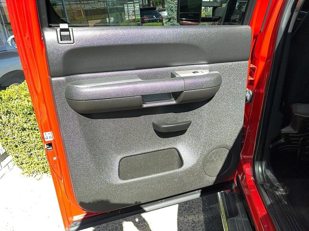 used 2010 GMC Sierra 1500 car, priced at $18,988
