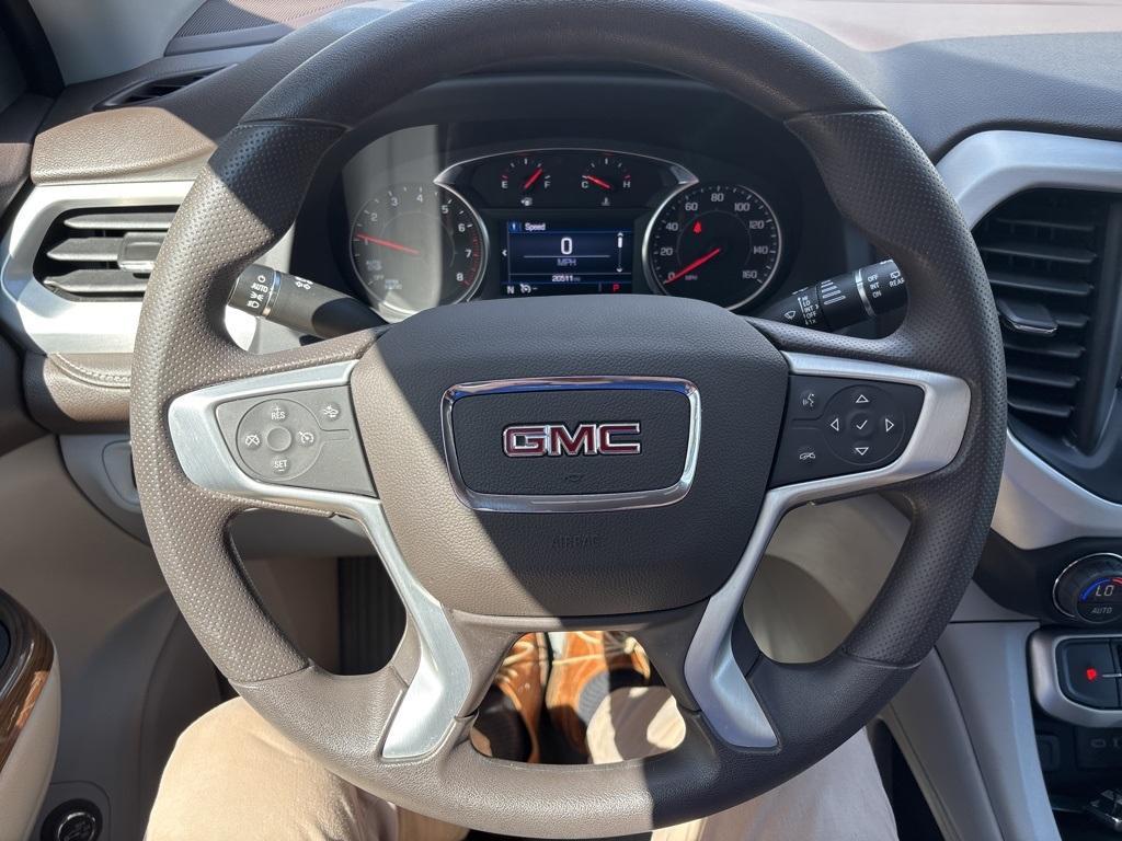 used 2023 GMC Acadia car, priced at $26,895