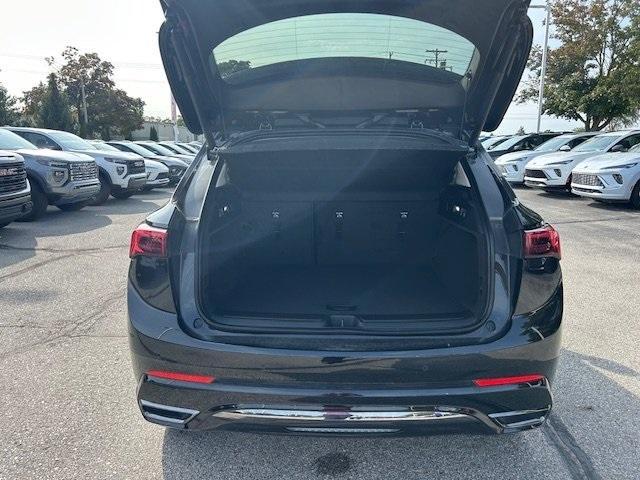 new 2025 Buick Envision car, priced at $39,044