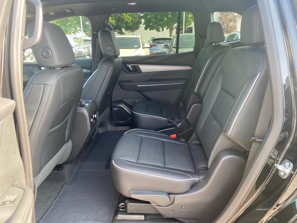 new 2025 Buick Enclave car, priced at $47,697