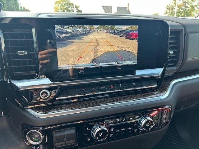 new 2026 GMC Sierra 1500 car, priced at $47,338