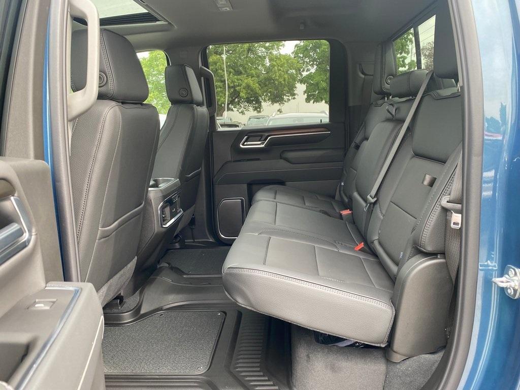 new 2025 GMC Sierra 2500 car, priced at $79,267