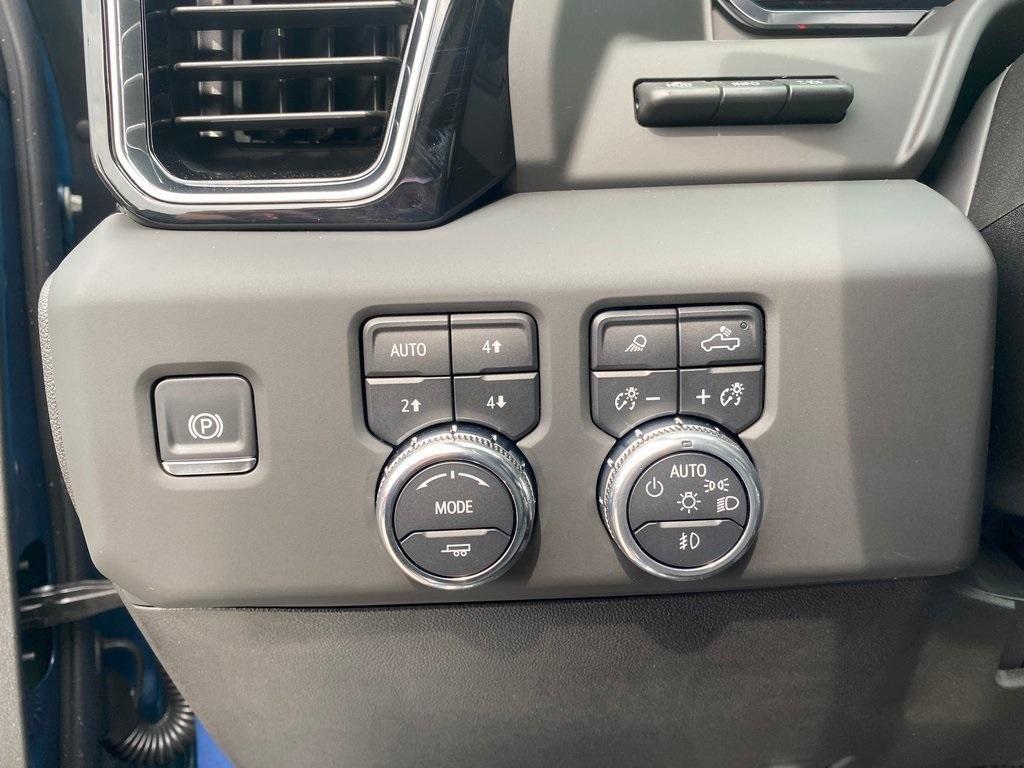 new 2025 GMC Sierra 2500 car, priced at $79,267