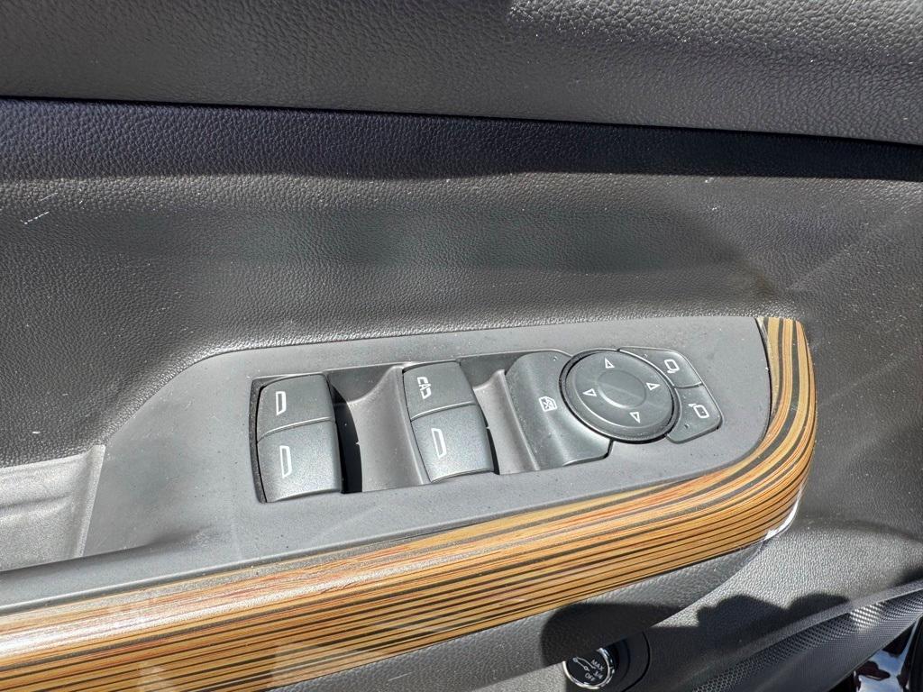 used 2021 GMC Acadia car, priced at $23,490