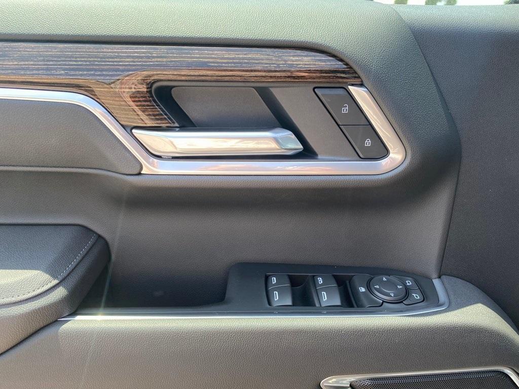 new 2025 GMC Sierra 1500 car, priced at $48,538
