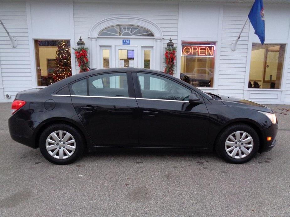 used 2011 Chevrolet Cruze car, priced at $3,750