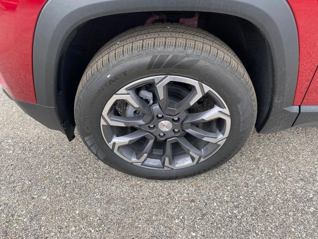 new 2025 GMC Terrain car, priced at $33,399