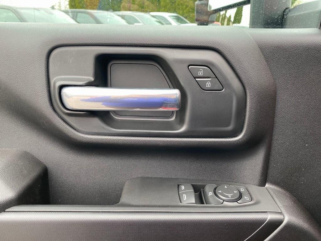 new 2025 GMC Sierra 2500 car, priced at $56,138