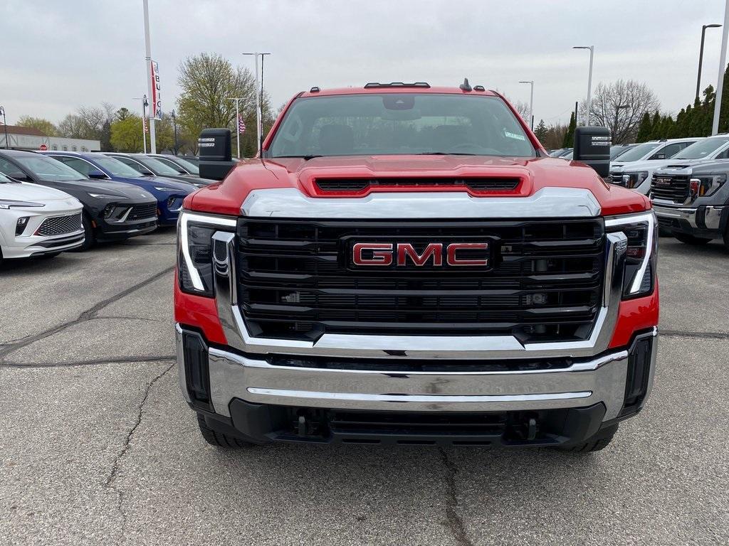 new 2025 GMC Sierra 2500 car, priced at $56,138