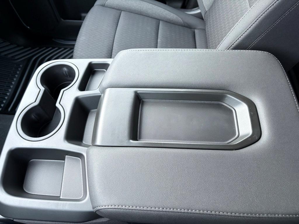 new 2026 GMC Sierra 1500 car, priced at $48,433