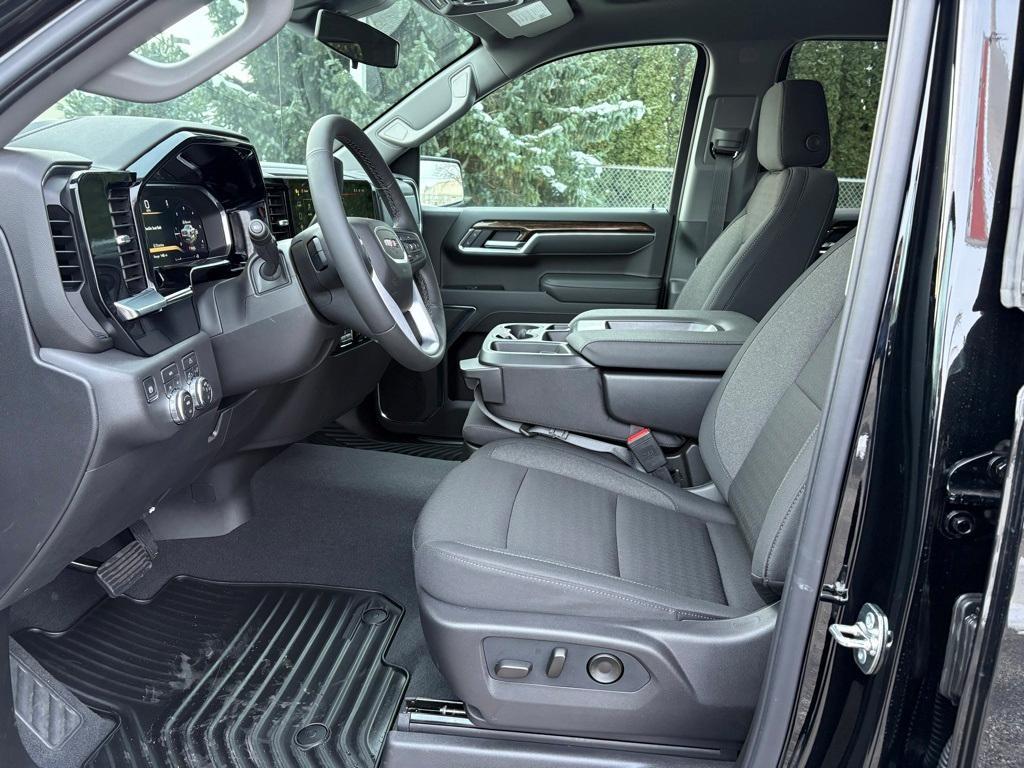 new 2026 GMC Sierra 1500 car, priced at $48,433