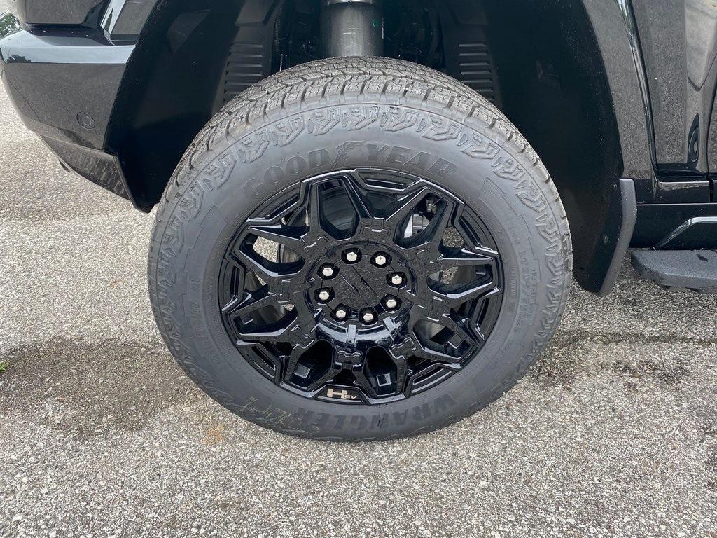 new 2025 GMC HUMMER EV Pickup car, priced at $96,598