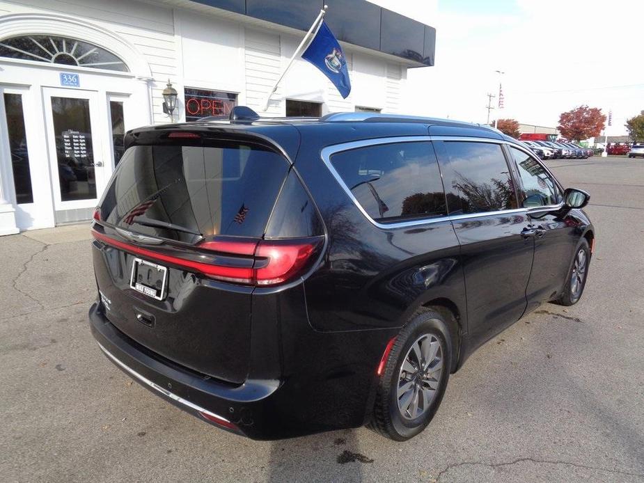 used 2021 Chrysler Pacifica car, priced at $18,895