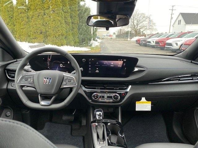 new 2025 Buick Envista car, priced at $25,945