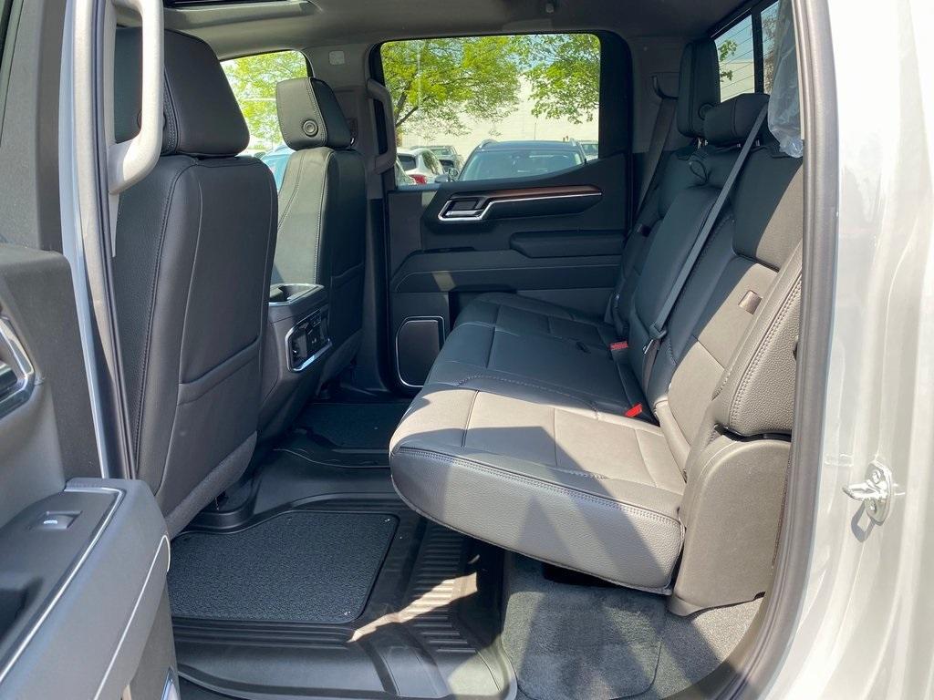 new 2025 GMC Sierra 1500 car, priced at $64,719