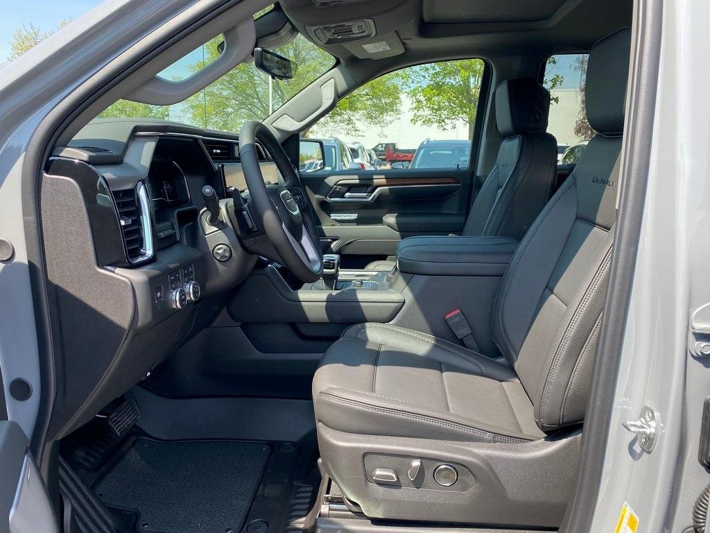 new 2025 GMC Sierra 1500 car, priced at $64,719