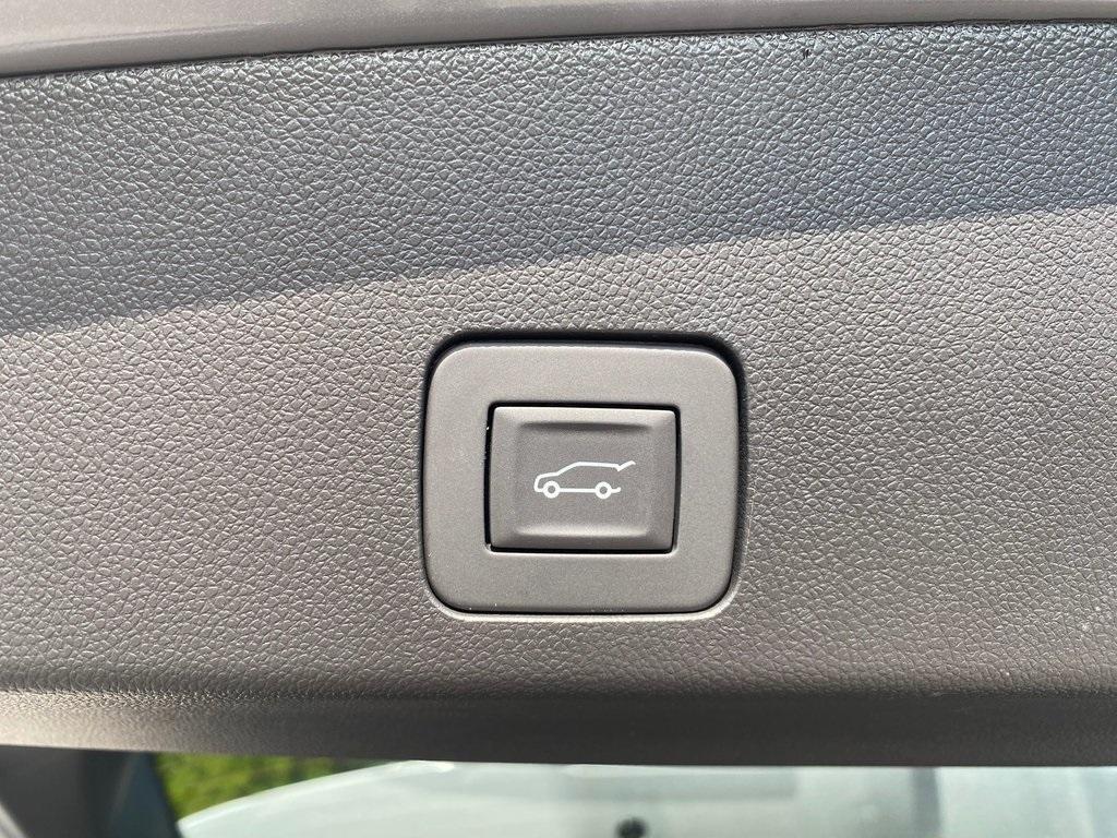 new 2025 Buick Encore GX car, priced at $26,945