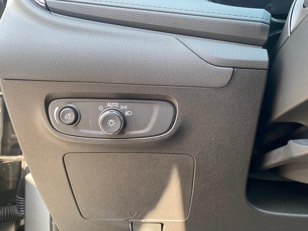 new 2025 Buick Encore GX car, priced at $26,945