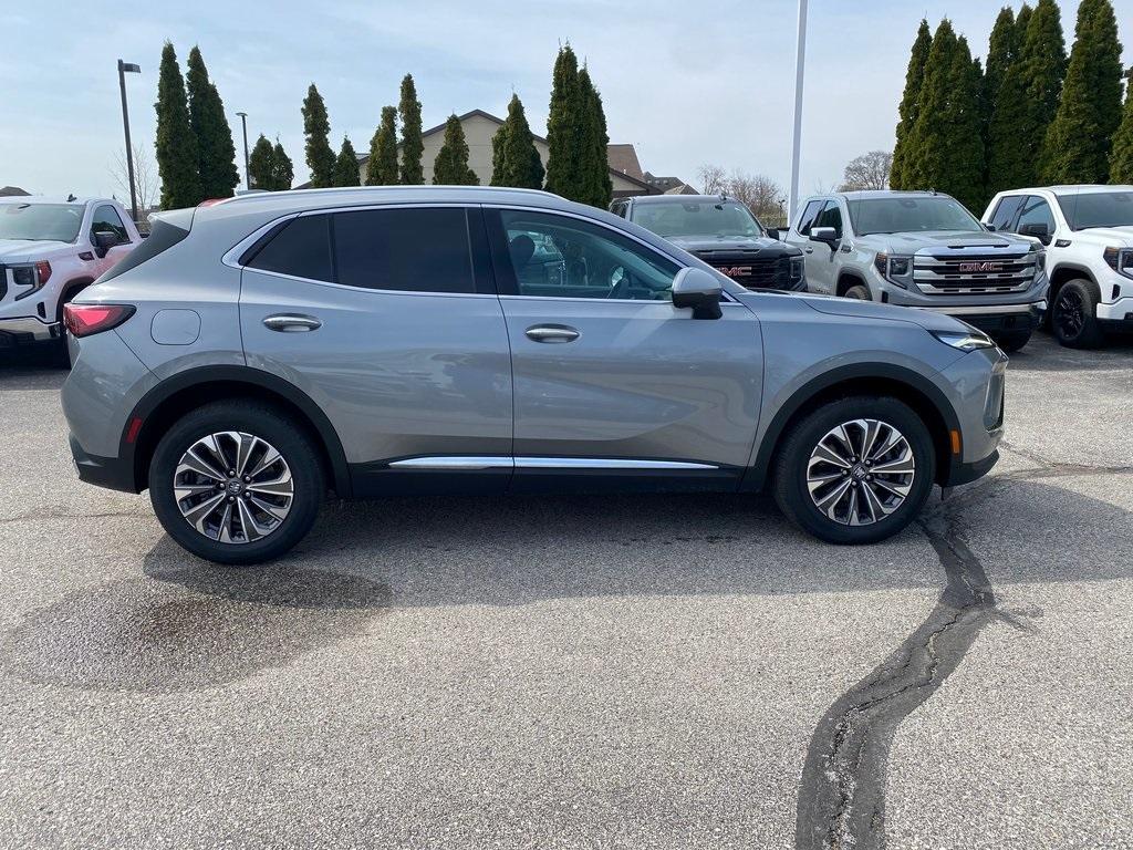 new 2025 Buick Envision car, priced at $38,322