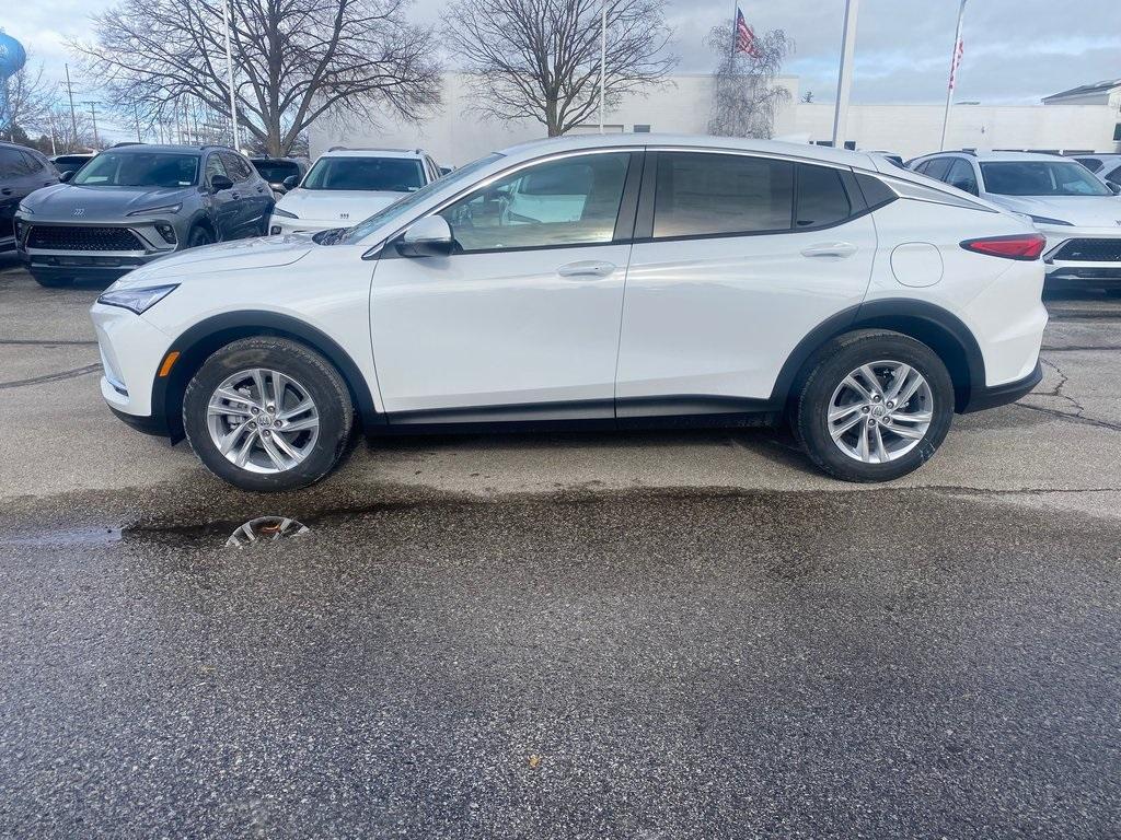 new 2025 Buick Envista car, priced at $24,737