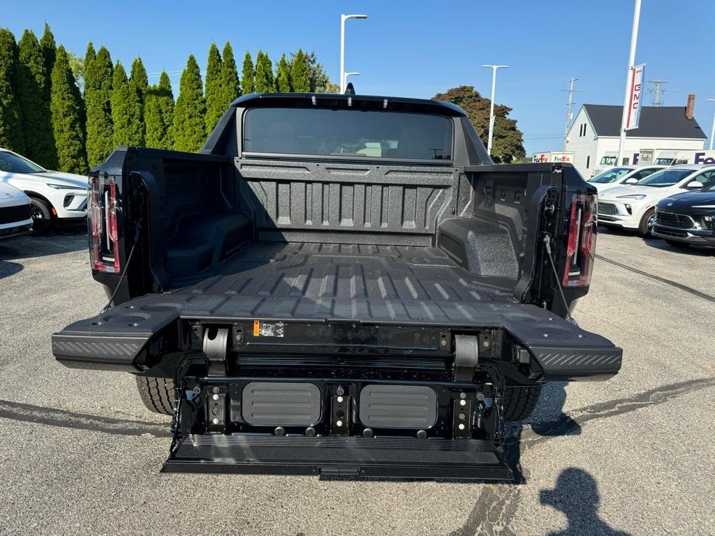 new 2025 GMC HUMMER EV Pickup car, priced at $105,190