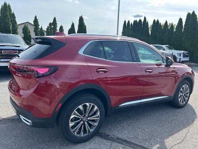 new 2025 Buick Envision car, priced at $38,061