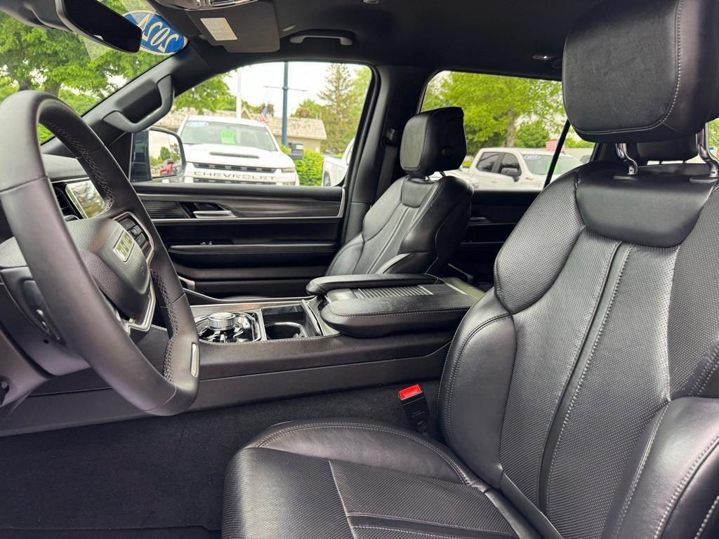 used 2024 Jeep Wagoneer car, priced at $50,995