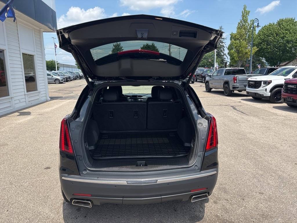 used 2020 Cadillac XT5 car, priced at $22,995